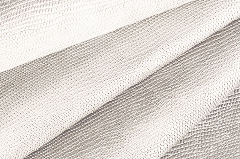 Metallic leather : off white Magnetic Lizard - Customization F. KOOIJMAN Paris